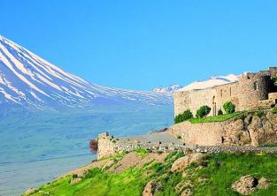 کلیسای خور ویراپ ارمنستان